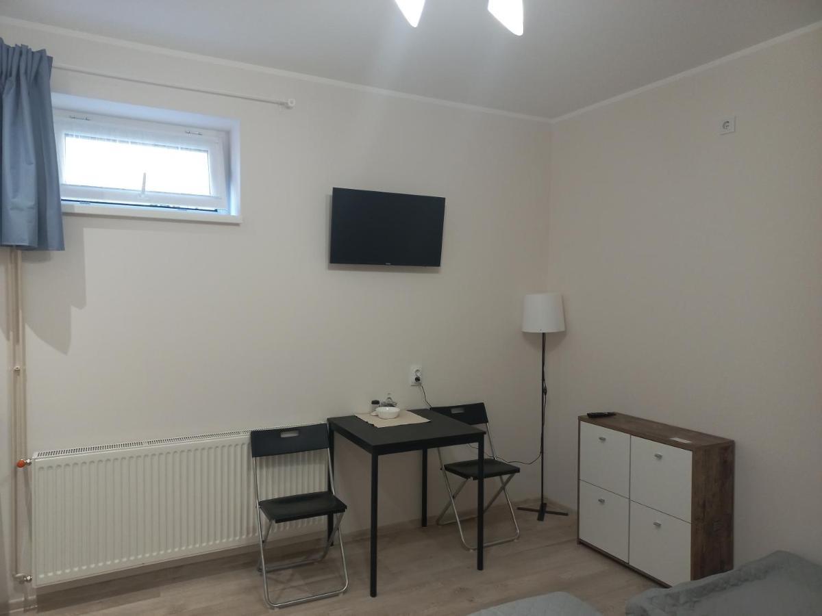 Kod Velikih Tuja Apartment Melenci Ngoại thất bức ảnh